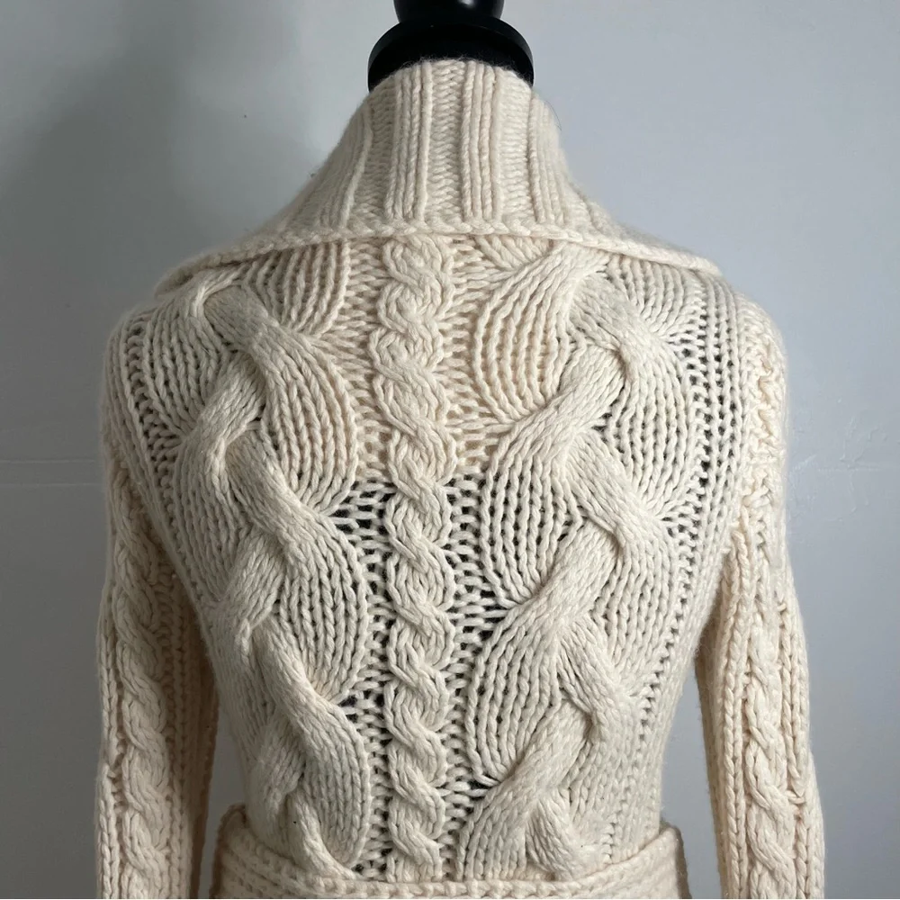 Abercrombie & Fitch Vintage Cream Lamb’s Wool Button Down Cable Knit Sweater - Picture 9 of 11